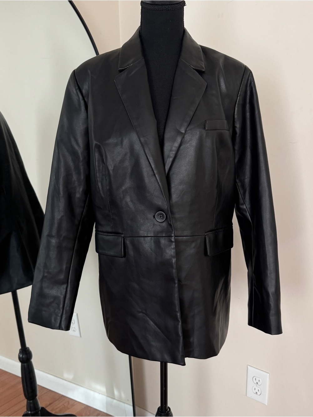 CAbi James Black Faux Leather Blazer Jacket Size L